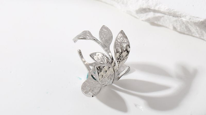 Les avantages de porter des bijoux en acier inoxydable